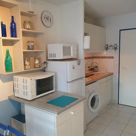 Les Amandines Holiday home Agde