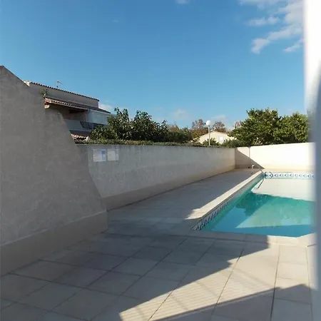 Dom wakacyjny Les Amandines