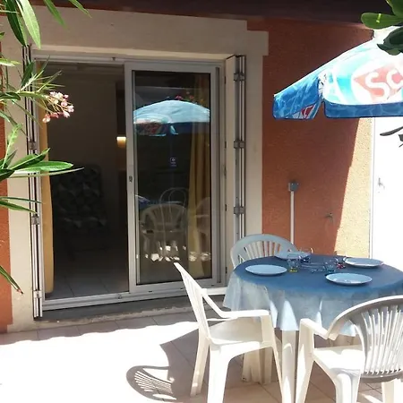 Dom wakacyjny Les Amandines