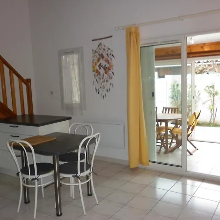 Les Amandines * Agde